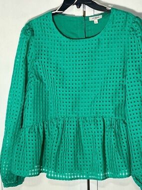 Umgee Women's Sz s Emerald Green Eyelet Peplum Long Sleeve Blouse